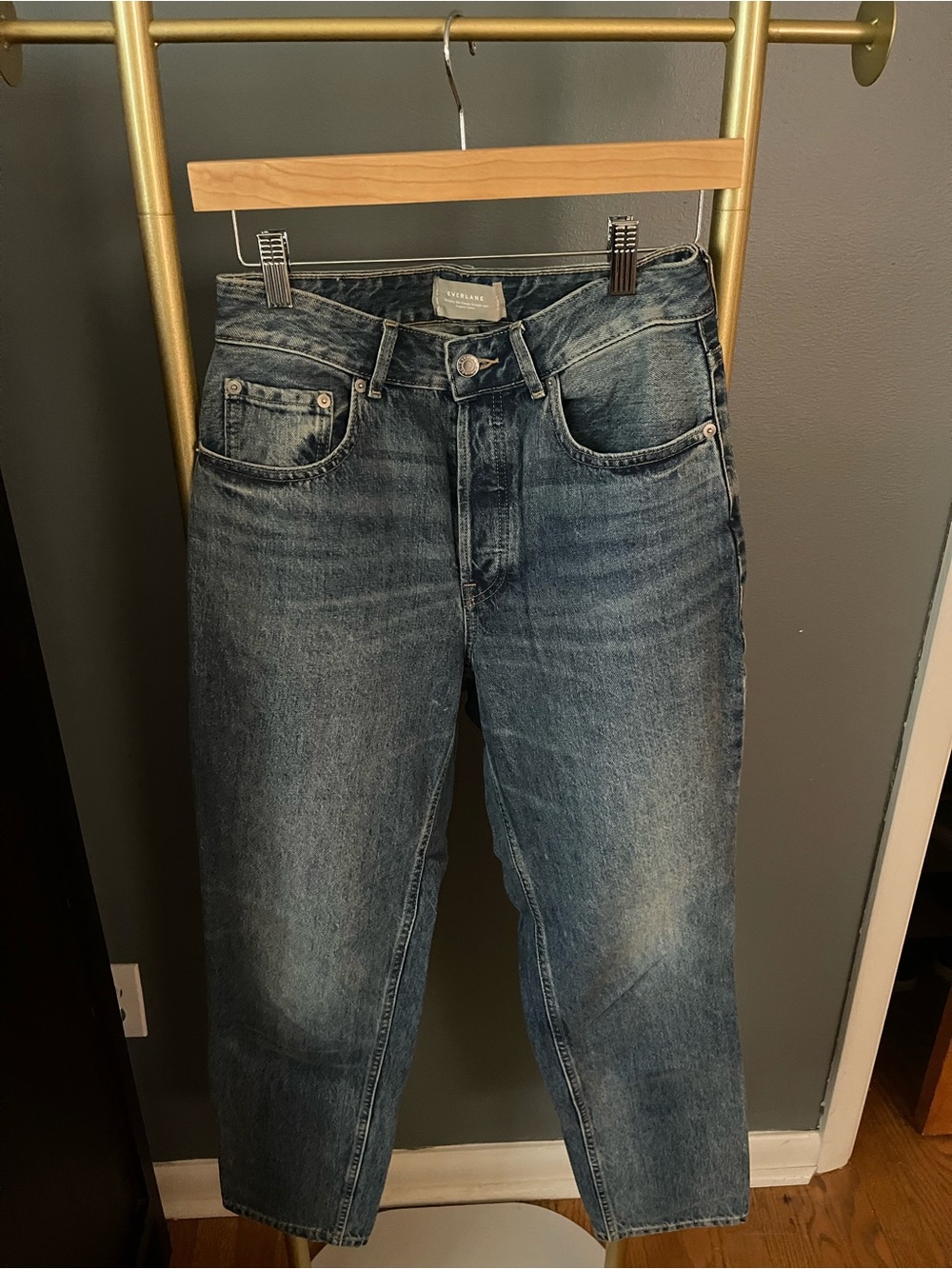 Everlane The Curvy 90s Cheeky Straight Jean